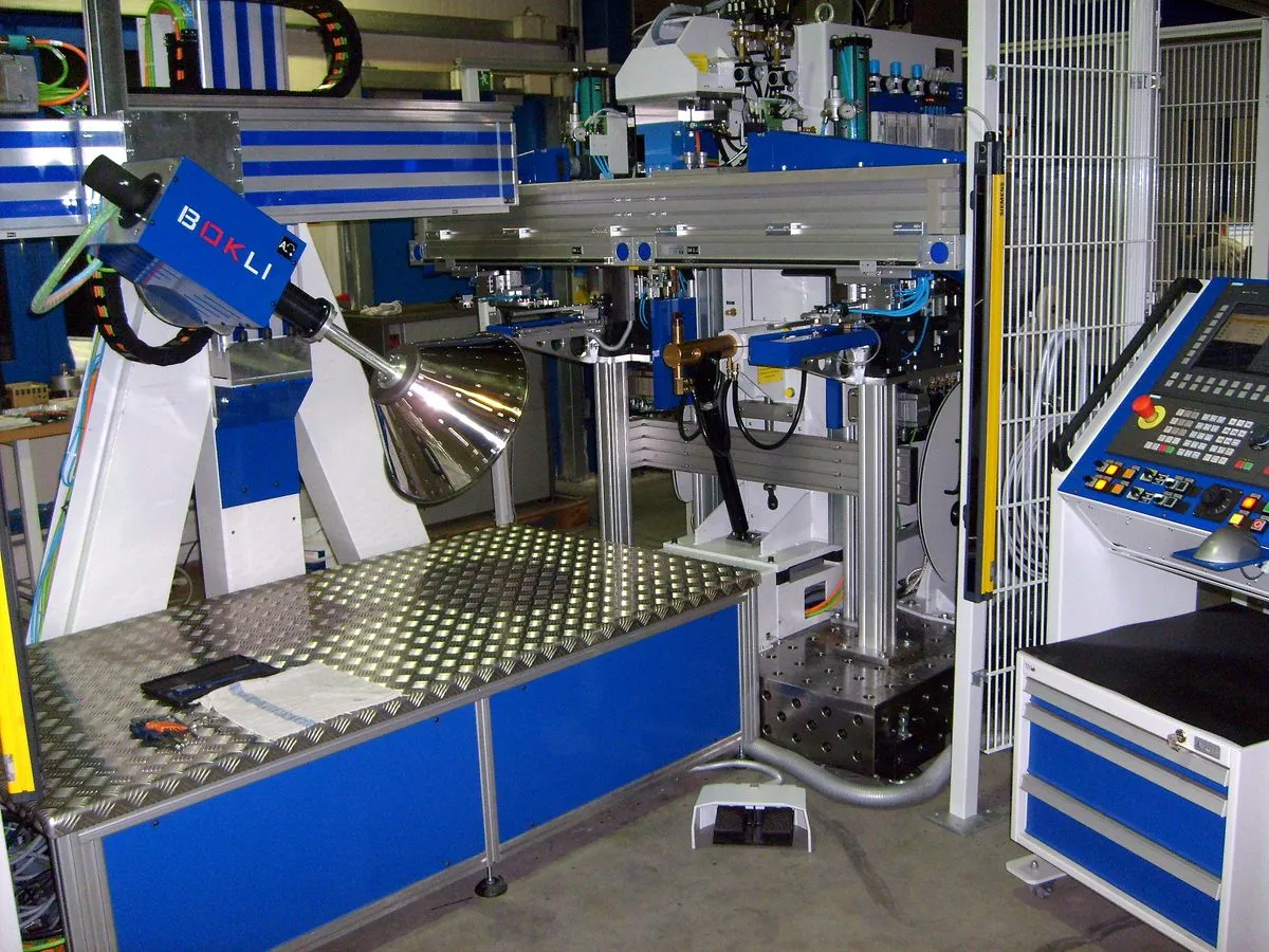 Schweißautomatisierungsanlage für großformatige Bauteile